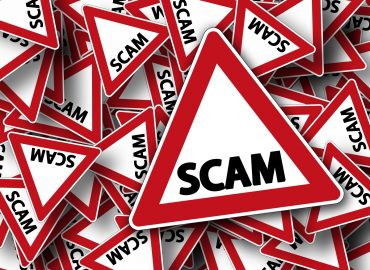 The Biggest Warning Signs of a Business Being an MLM Scam